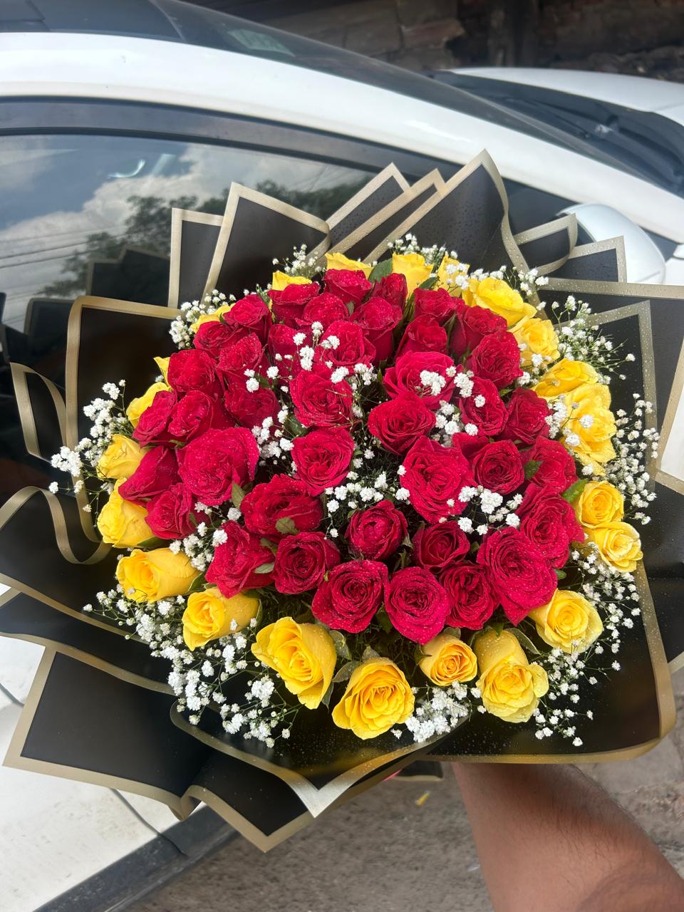 Red & Yellow Rose Bunch