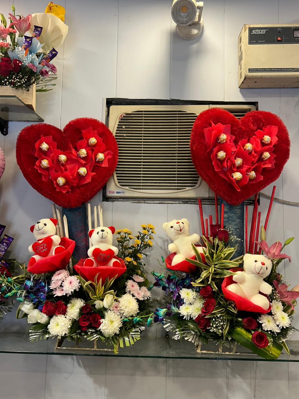 Valentine's Day Special Heart Bouquet Delivery Ghaziabad
