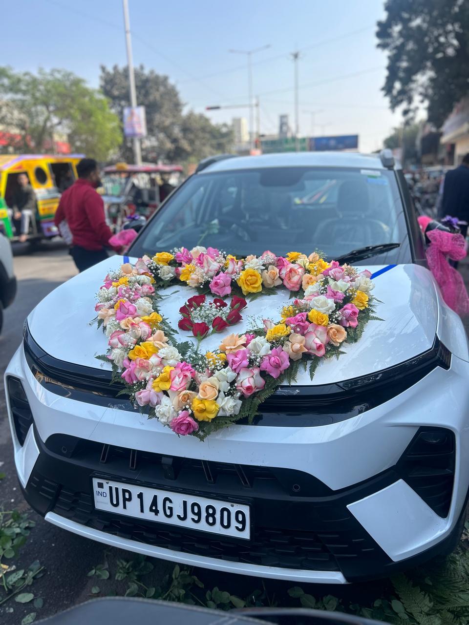 Heart Shape Wedding Car Flower Decoration Greater Noida West