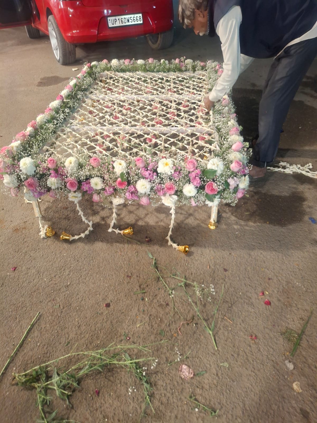 Bride entry phool chadar home delivery service in ghaziabad