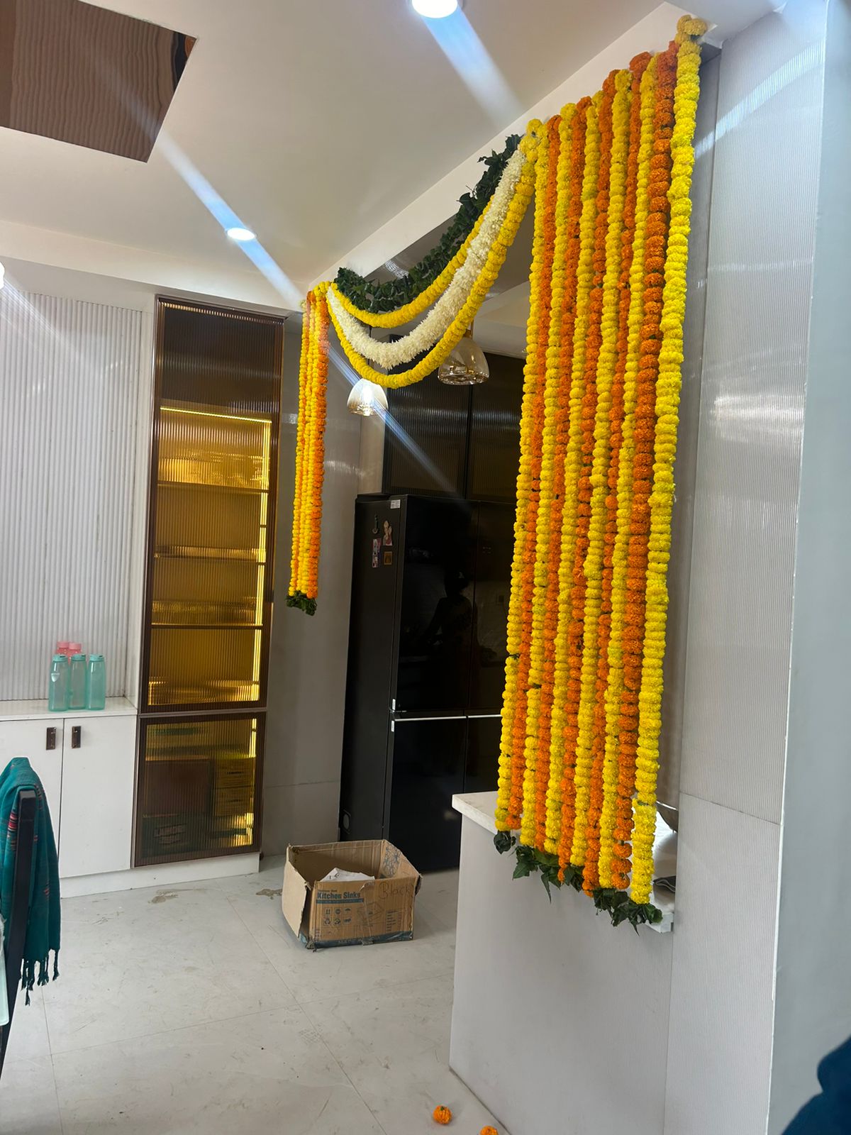 Yellow Genda Mala Decoration Ghaziabad