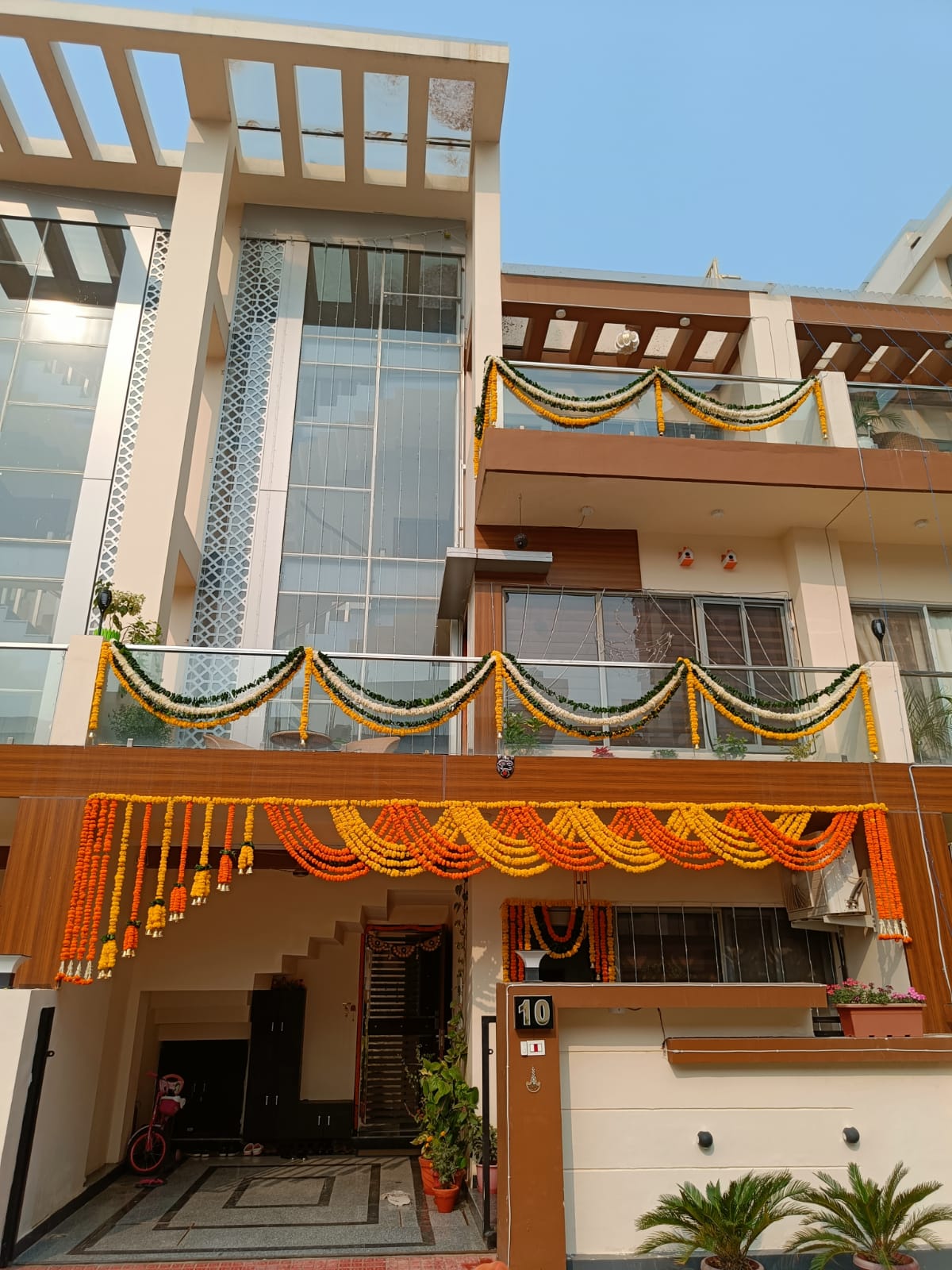 Yellow Red Marigold Mala Home Decoration